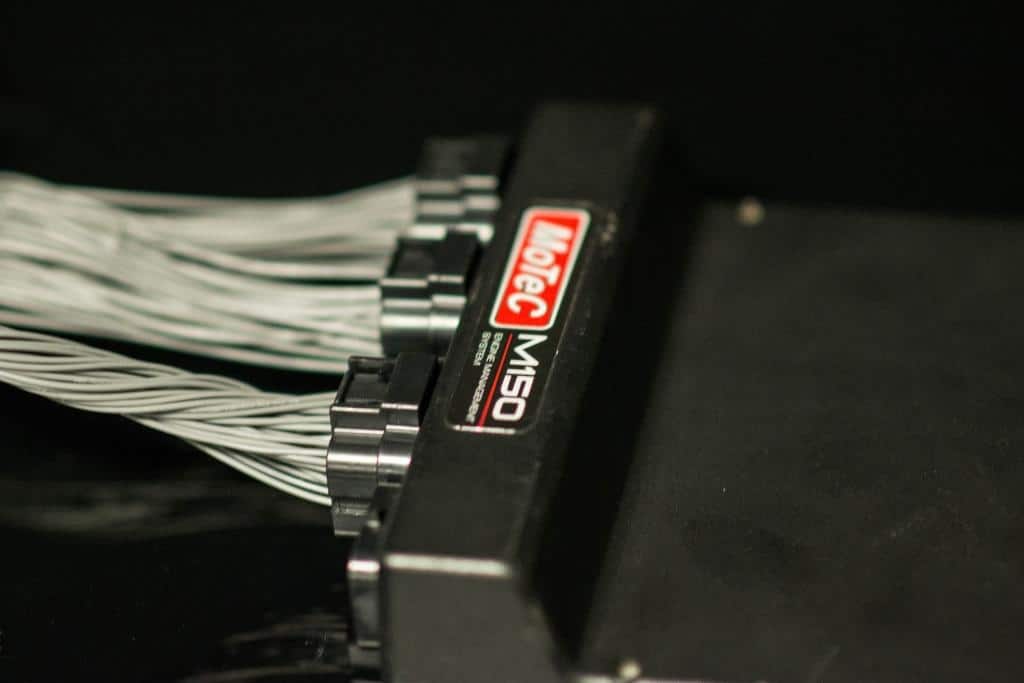 MOTEC Nissan R35 GTR M1 Plug In ECU - Image 3